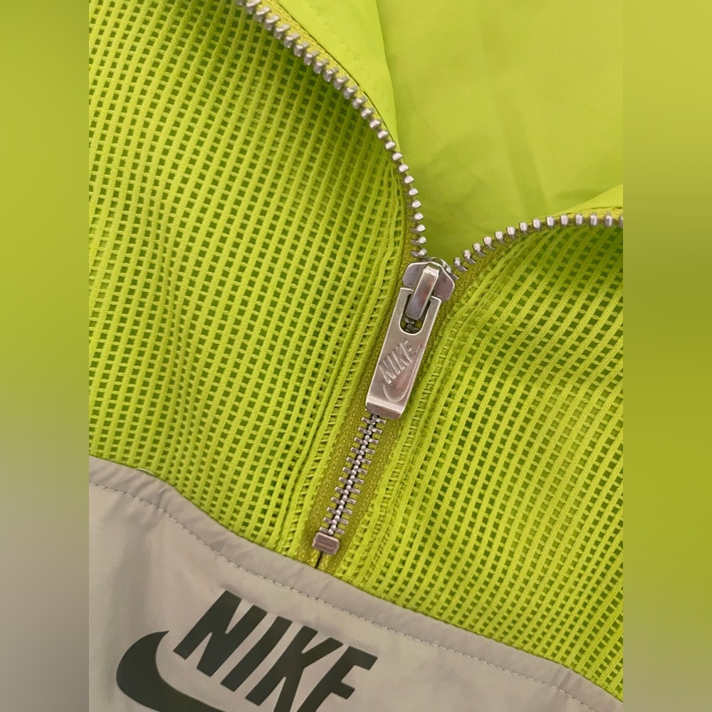 NIKE NEON GREEN HOODED WINDBREAKER M - Picture 5 of 8